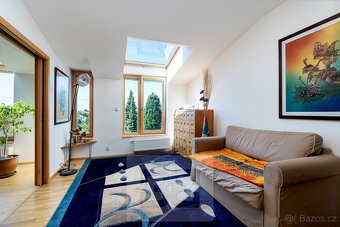 Prodej nadstandardního bytu 7+kk/3xGS/2xPS v centru prestižn - 9