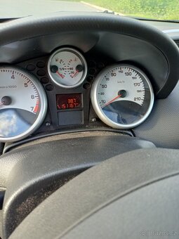 Prodám Peugeot 207 1,4 benzín, r.v. 5/2007, 151.300km - 9