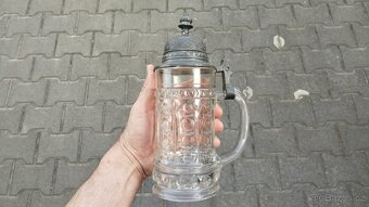 Starý sklěněný korbel do vaší sbírky. Výška 24cm, klrásný - 9