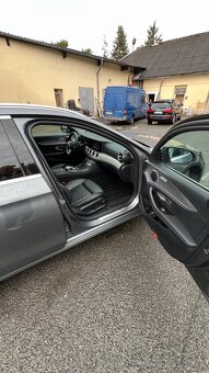 Mercedes- Benz E 300 de, DPH - 9