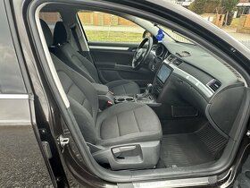 Škoda Superb 3.6 fsi V6 automat 4x4 DSG - 9