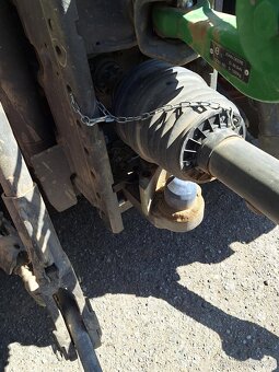 Traktor CLAAS ARION 650 - 9