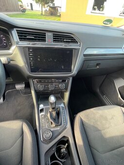 Volkswagen Tiguan - 9