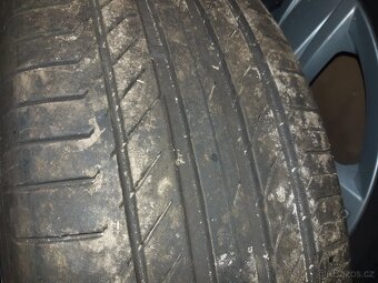 VW Amarok 255/60R18 - 9