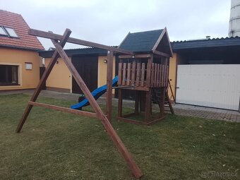 Dětské hřiště - 9