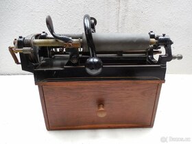 Starý přístroj Parlograf - 9
