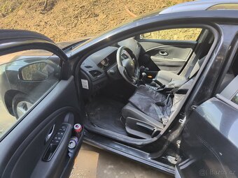 Renault Megane lll 1.5 dci - 9