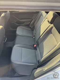Volkswagen Passat B8 Variant 2,0 TDI 4Motion - 9