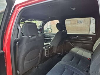 Ram 1500 Bighorn 5.7 4x4 odpocet dph - 9