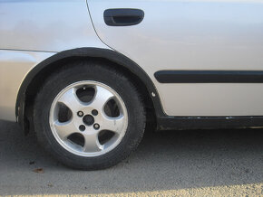 Hyundai Accent SLEVA - 9