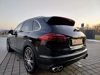 Porsche Cayenne S 4.2 V8 Diesel II FL 379PS - 9