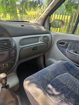 Renault Megane Scenic 2001 - 9