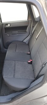 Mitsubishi Colt - 9