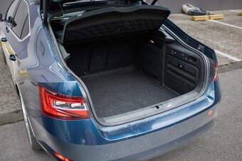 Škoda Superb 2.0 TDI 190k Style DSG - 9
