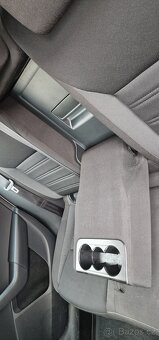 Škoda Octavia kombi 1.6 12/2018 - 9