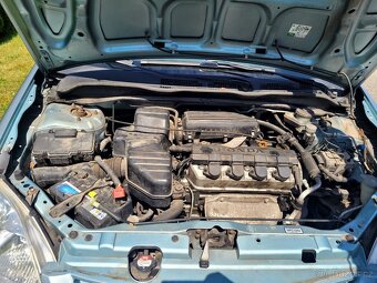 Prodám Honda Civic 1.4 LS r.v. 2003 - 9