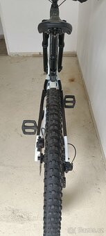 PRODÁM KARBONOVÉ ENDURKO CUBE STEREO 150 RACE - velikost S - 9