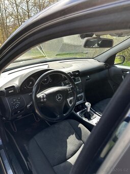 Mercedes benz w203 C-Class - 9