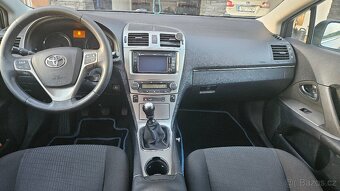 Toyota Avensis 2.0 TDI - 9
