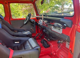 Toyota Landcruiser FB40 - 9