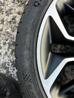 Ford Focus ST-Line , 235/40/18 Michelin - 9