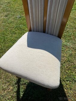 Jídelní stůl a židle - 9