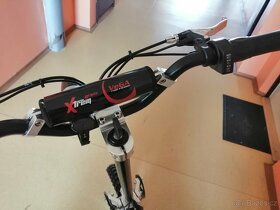 Prodej elektrické koloběžky VeGA Xtrem CROSS 1000 - 9
