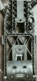 Škoda Octavia III – centrální zamykání LP dveře - 9