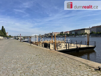 Pronájem bytu 1+kk 35 m2 P5 Smíchov po rekonstrukci loft cih - 9