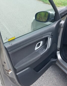 Škoda Fabia 1.2 benzín, SUPER STAV - 9