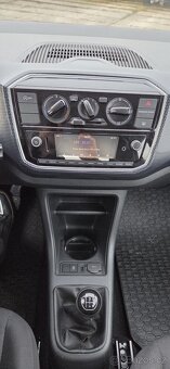 Volkswagen UP 1,0 MPI 2020 1. majitel TOP STAV - 9