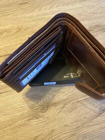 Kožená luxusní peněženka z pravé prémiové kůže - 9