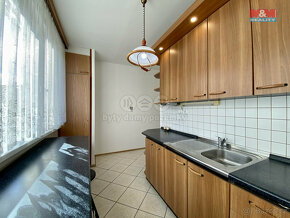 Pronájem bytu 4+1, 81 m², Uherské Hradiště, ul. B.Buchlovana - 9