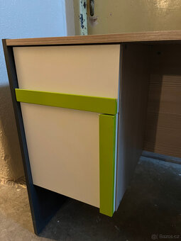 Dětský psací stůl 50 x 125, zelený/fialový 100,-Kč / ks - 9