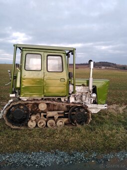 Pásový traktor do lesa Bolgar T54 po velké opravě - 9