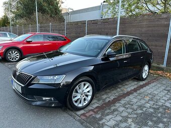 Škoda Superb III kombi - PRONÁJEM - 9