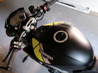 TRIUMPH Speed Triple RS 1050 - 9