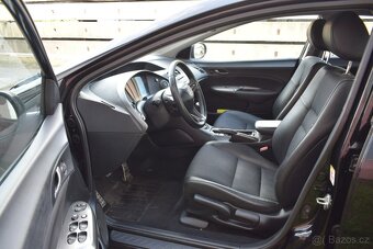 Honda Civic 2.2 I-CDTi/2011/MANUÁL/KŮŽE/AC - 9