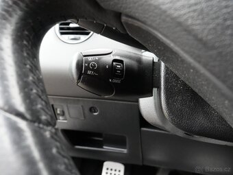 Peugeot 308 1.6i ,  88 kW benzín, 2011 - 9