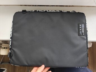 Herní notebook Asus ROG Zephyrus GU502GV - 9