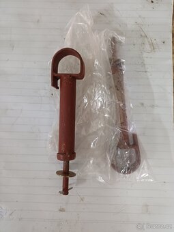 Zetor super blatníky, plechy motoru - 9