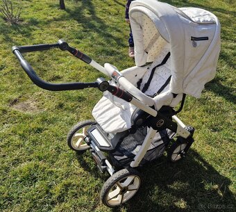 Kočárek Hartan - 9