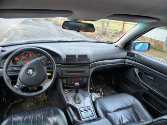 BMW E39 3.0d 142 automat - 9