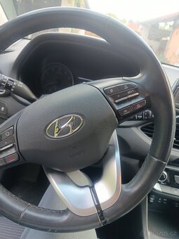 Hyundai i30 combi 1.0,88 kw r.v. 2017/11 - 9