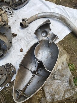 Jawa 250 - 9