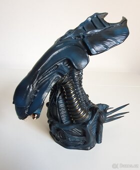 Alien votrelec zbierka - 9