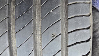 Letní pneu 215/55/17 Michelin - 9