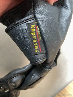 Prodám helmu CABERG - 9