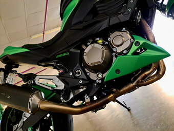 Kawasaki Z800 ABS - 9