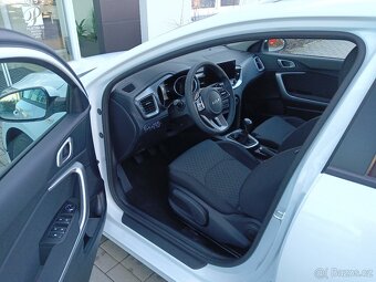 Kia Ceed 1.5 T-GDi GPF SW SPIN MY 25 - 9